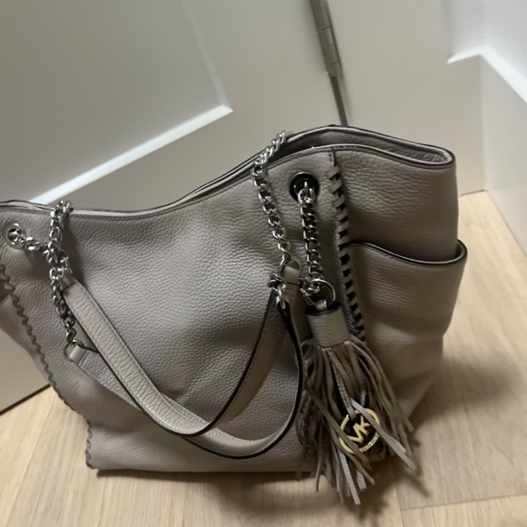 Michael Kors Bag - Picture 2 of 5